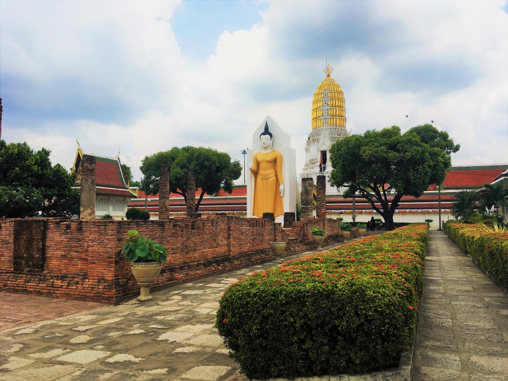 Tren Lopburi a Phitsanulok y Museo Sargento Mayor&nbsp;Thawee