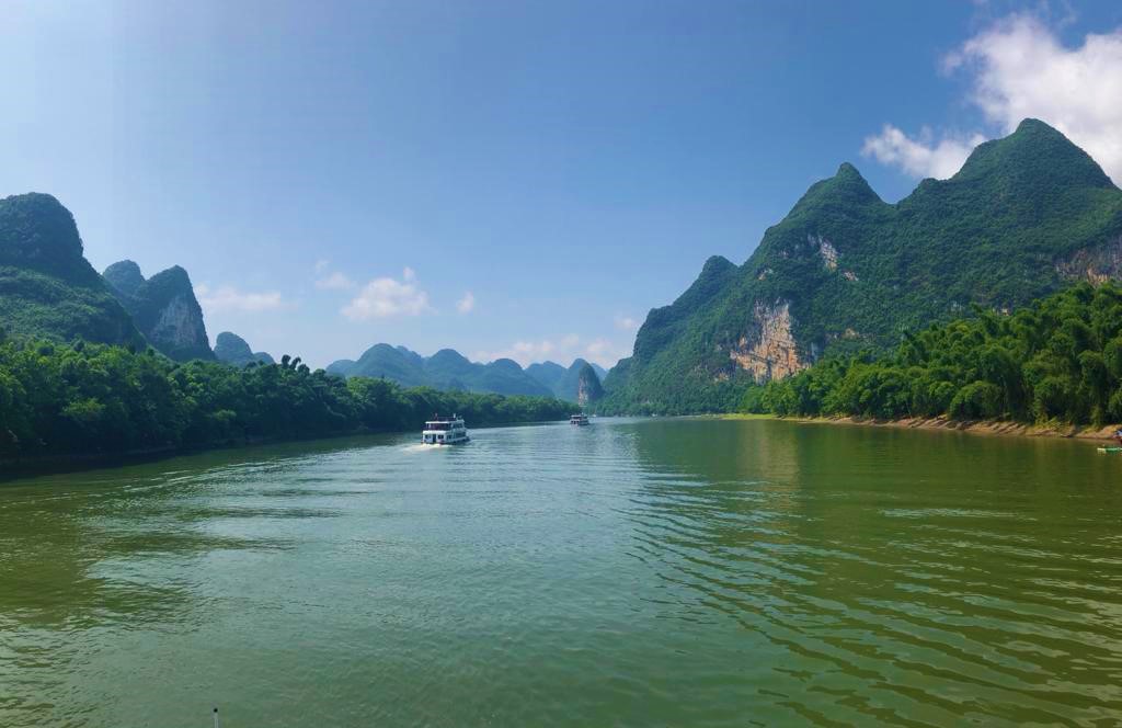 Li River Cruise Journey from Mopanshan Pier to Yangshuo - By Jenny Rojas (1)